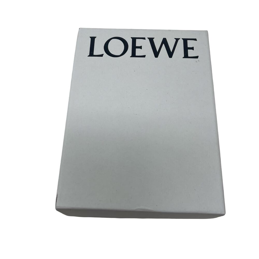 Loewe 7x6 white rectangular empty box - Picture 2 of 5